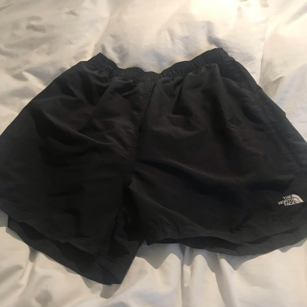 The North Face Women’s Size XL athletic shorts